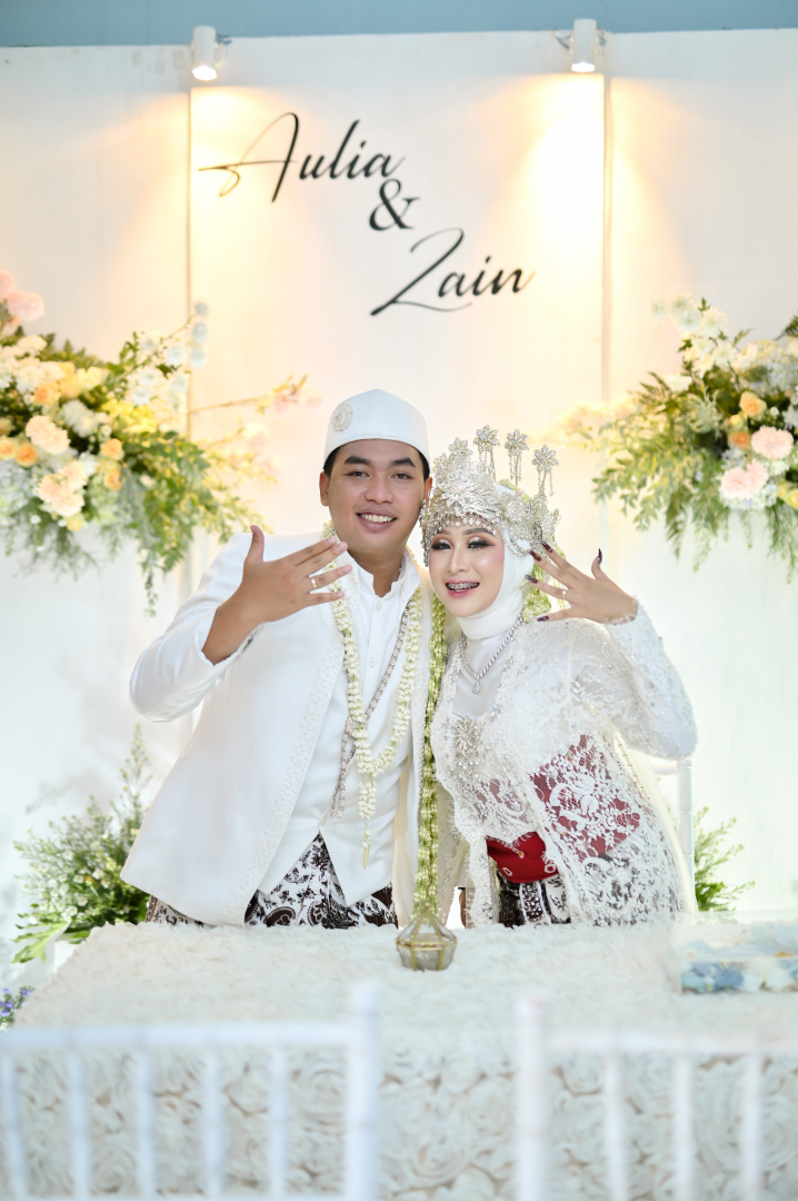 https://Zainaul.webnikah.com/dirmember/00000027/Aulia12/photo-265490-311015-l-202409140833.jpg